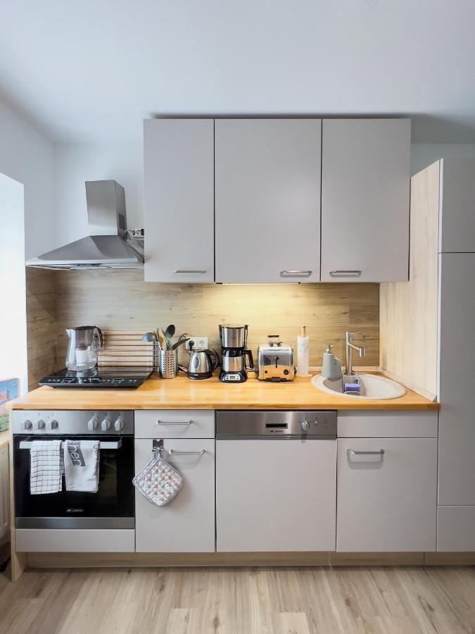 Schoene Helle & Gemuetliche Wohnung In Altstadtnaehe Erfurt Bilik gambar