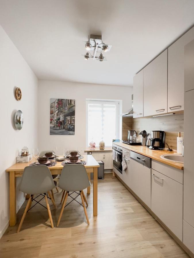 Schoene Helle & Gemuetliche Wohnung In Altstadtnaehe Erfurt Bilik gambar